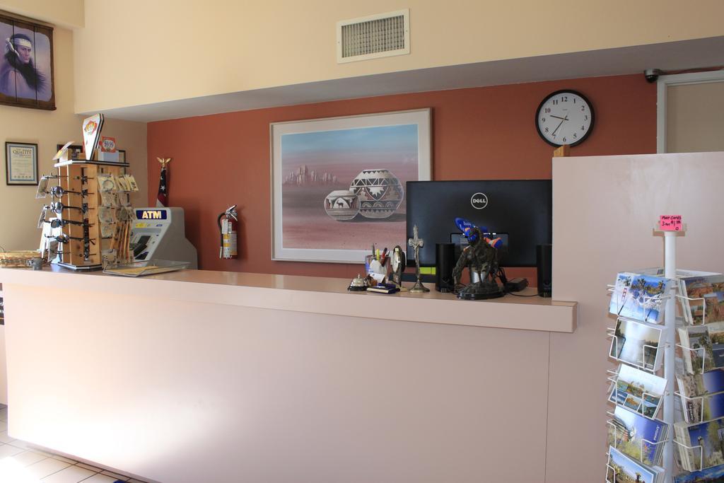 Americas Best Value Inn Нидлс Экстерьер фото